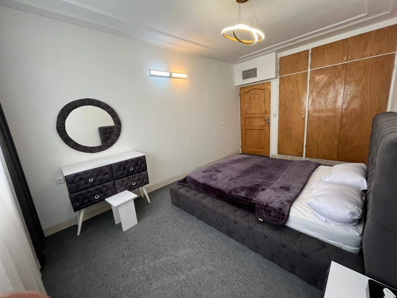 اجاه منزل ویلایی در میرزای شیرازی شرقی شیراز - طبقه اول