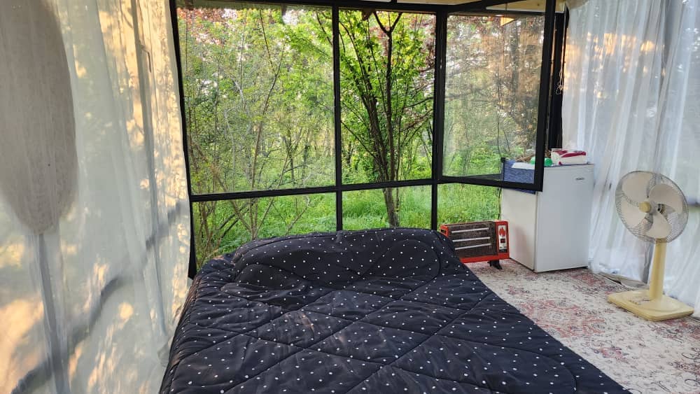 اجاره سوئیت شیشه ای در روستای سیاه گلوندان رشت - کاهیدا