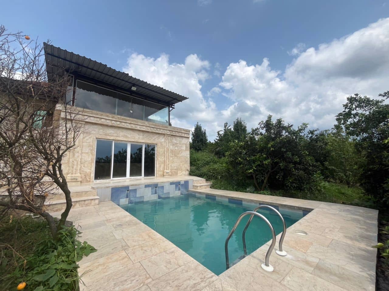 اجاره ویلا جنگلی با استخر آبگرم در روستای درونکلای شرقی - بابلکنار