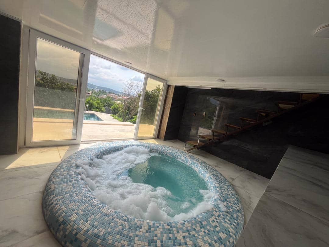 اجاره ویلا جنگلی با استخر آبگرم در روستای درونکلای شرقی - بابلکنار