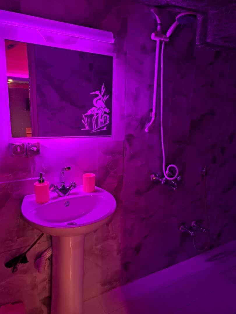 اجاره سوئیت آپارتمانی در چهارباغ بالا اصفهان