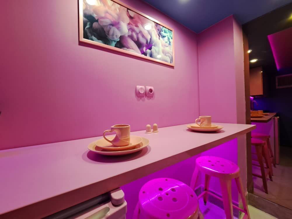 اجاره سوئیت آپارتمانی در چهارباغ بالا اصفهان