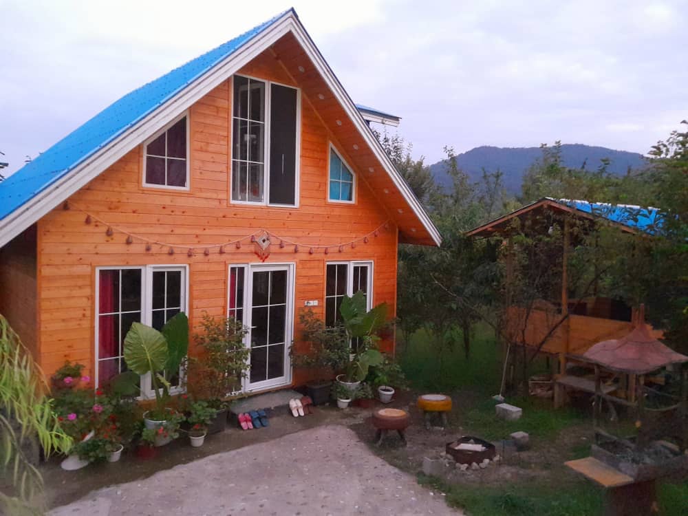 اجاره کلبه چوبی جنگلی در روستای نیلاش - آراد