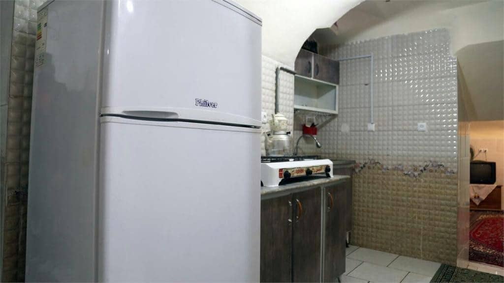 اجاره روزانه سوئیت مبله ارزان در یزد-زمرد زیرزمین