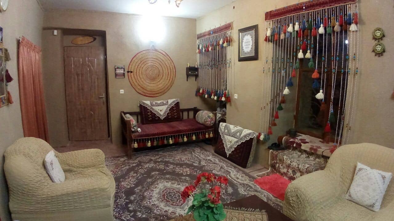 اجاره اقامتگاه سنتی در هزاوه اراک - اتاق4