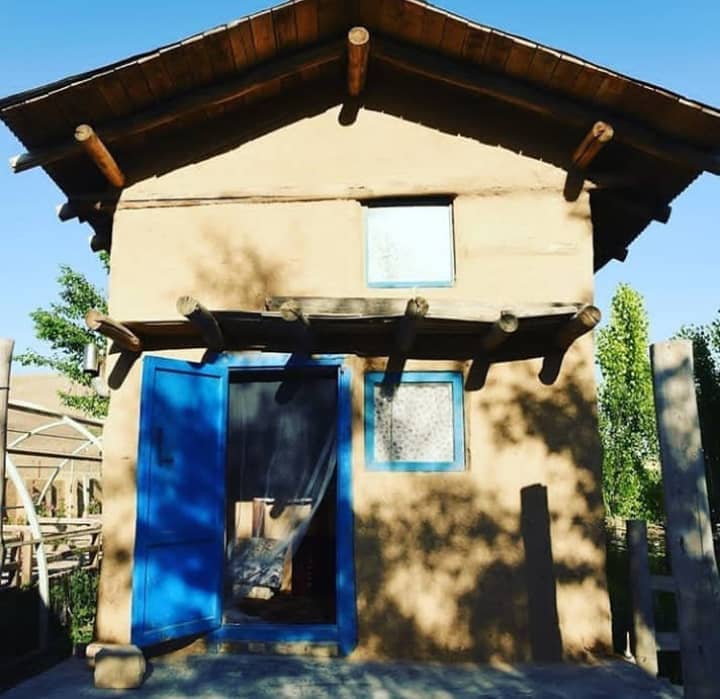 اجاره کلبه روستایی در جاده سراب کرمانشاه