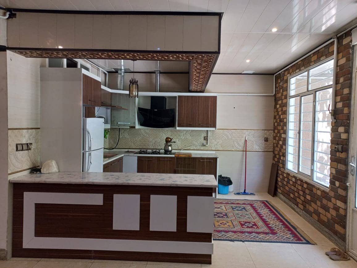 اجاره ویلا استخردار در محله اردال باغ بهادران 