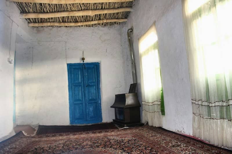 اجاره اتاق سنتی در روستای طرق کاشمر-9 متری