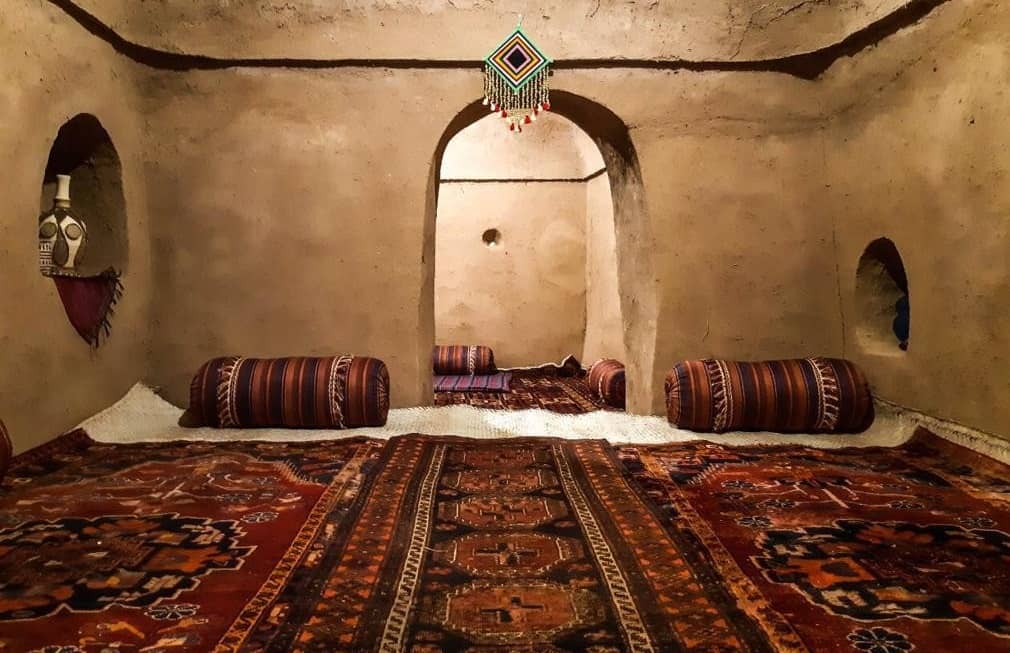 اجاره استراحتگاه سنتی در باقر آباد بافق 