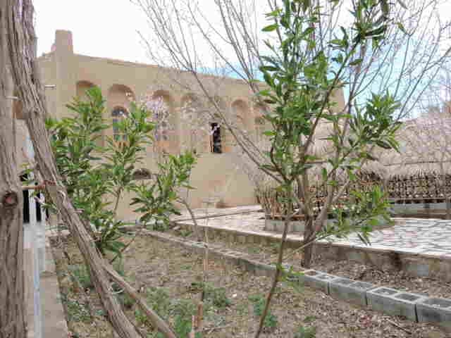 اجاره  اقامتگاه بوم گردی  در  حومه آباده