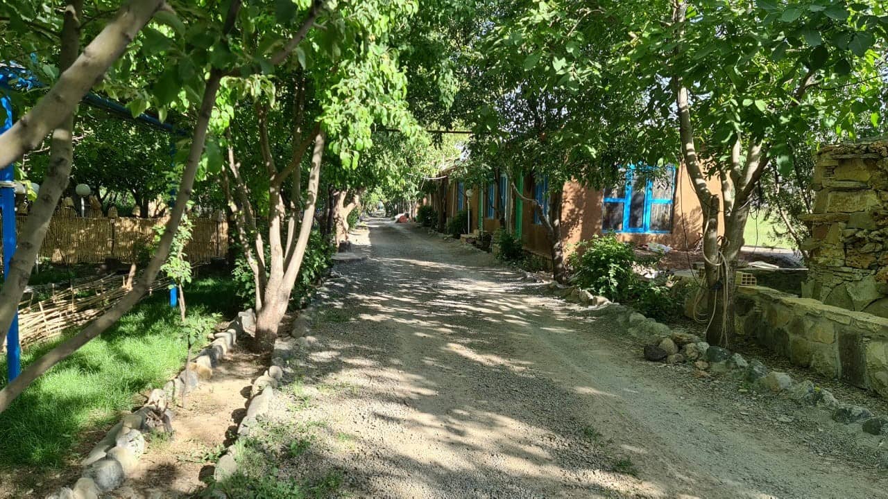 اجاره اتاق بومگردی در جاده الک کامیاران - 20 متر