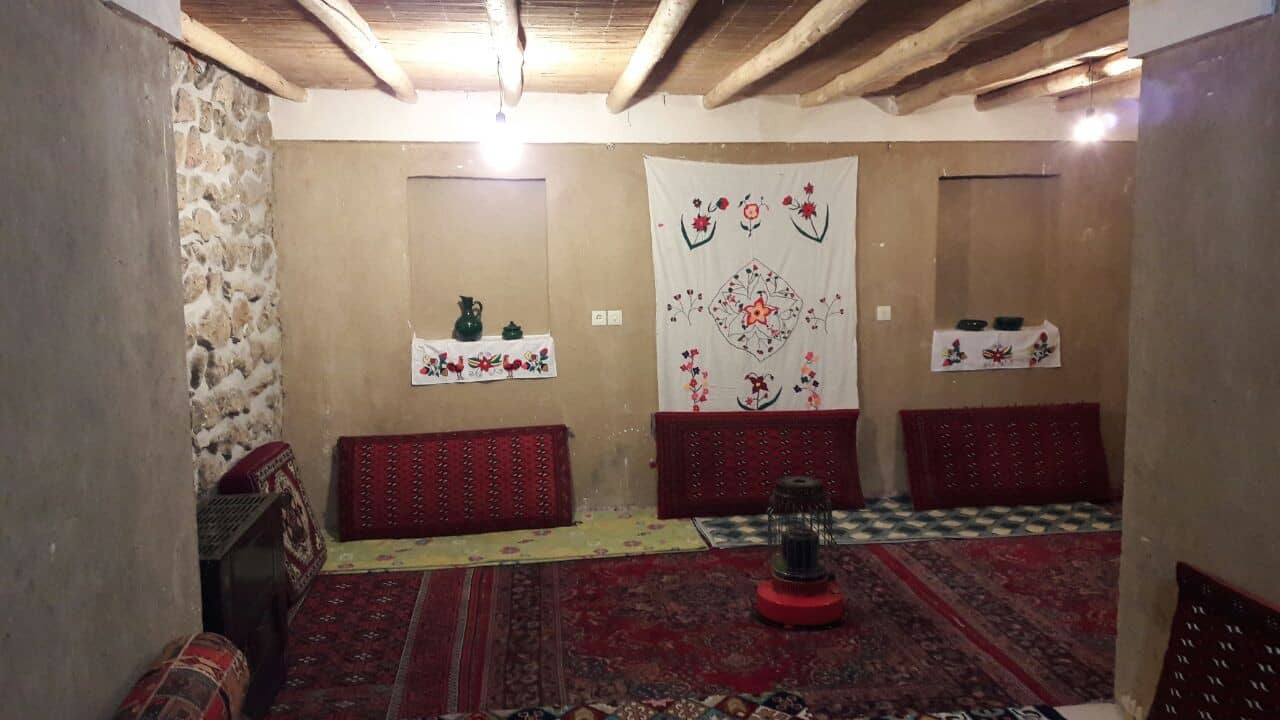 اجاره اقامتگاه بومگردی در شاهرود -ا تاق مهد 6