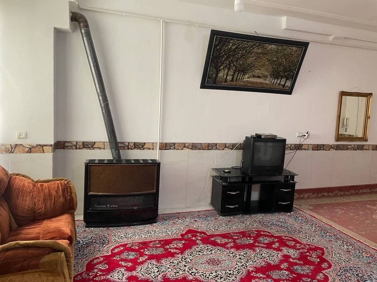 اجاره منزل مبله یک خوابه طبقه همکف در مدرس همدان