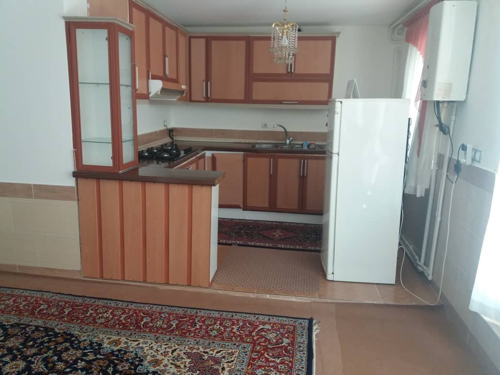 اجاره منزل مبله تمیز در میدان دانشگاه اردبیل 