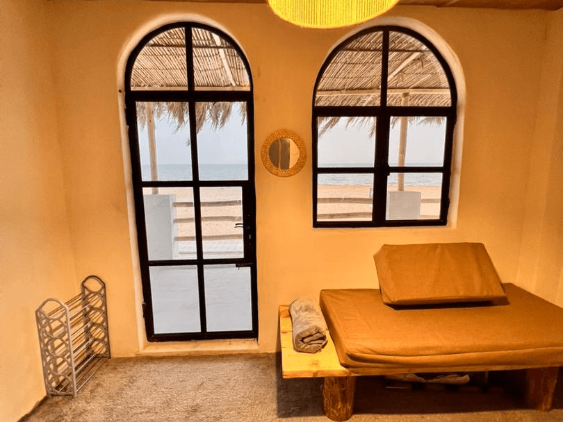 اجاره اقامتگاه ساحلی در سلخ قشم - اتاق 2 تراس