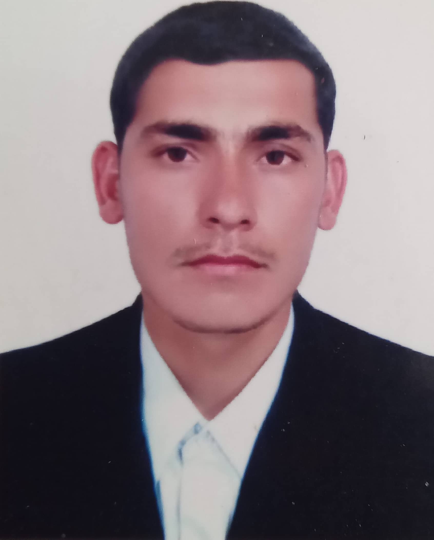 hostIntroImage-صالح پوزیده