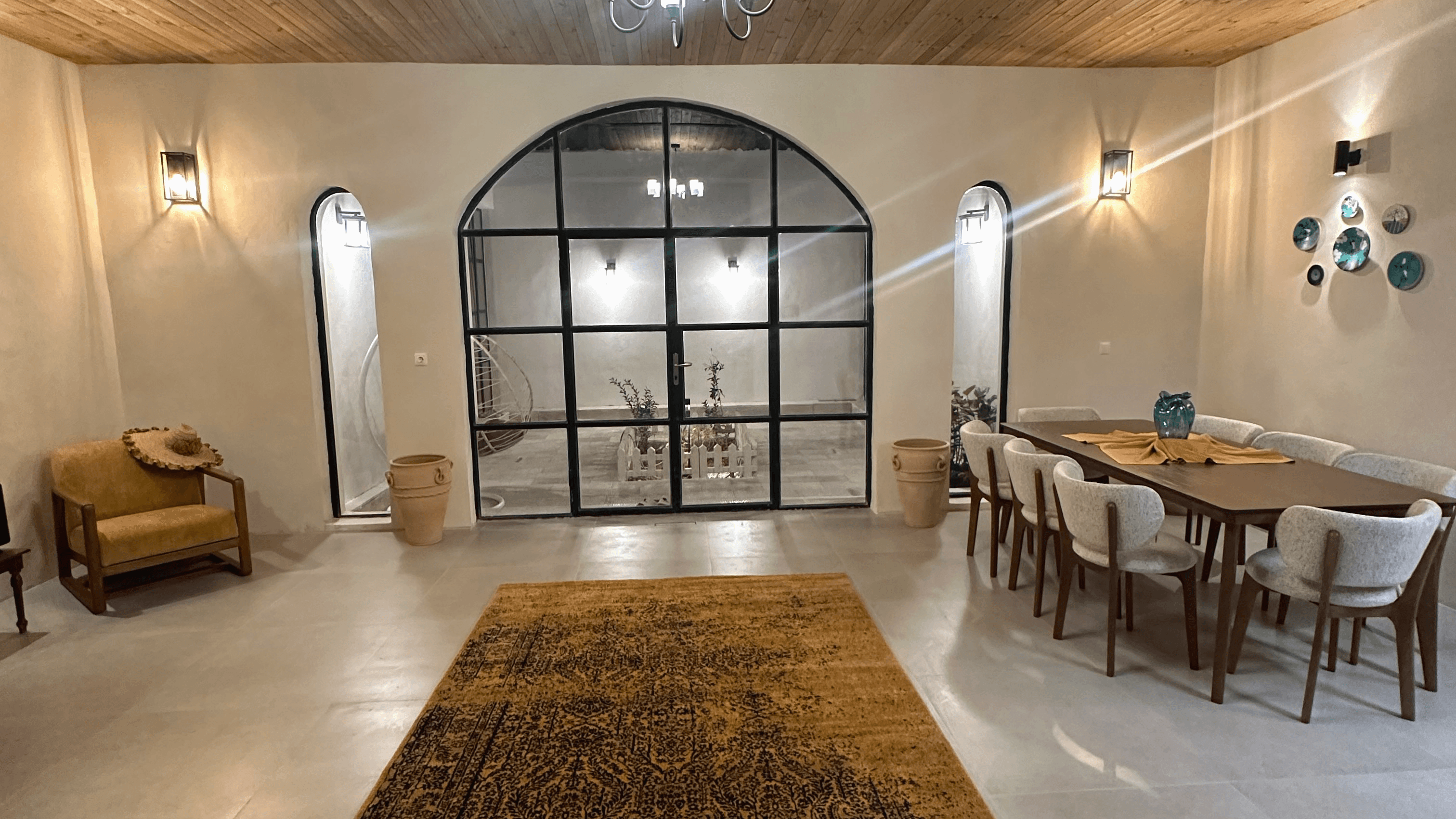 اجاره ویلا استخر روباز آبسرد نزدیک ساحل در طبل - قشم  نما ویلا 