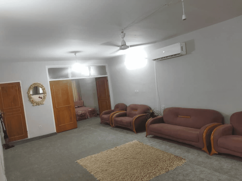 آپارتمان مبله در قم - تک خواب طبقه اول سالن