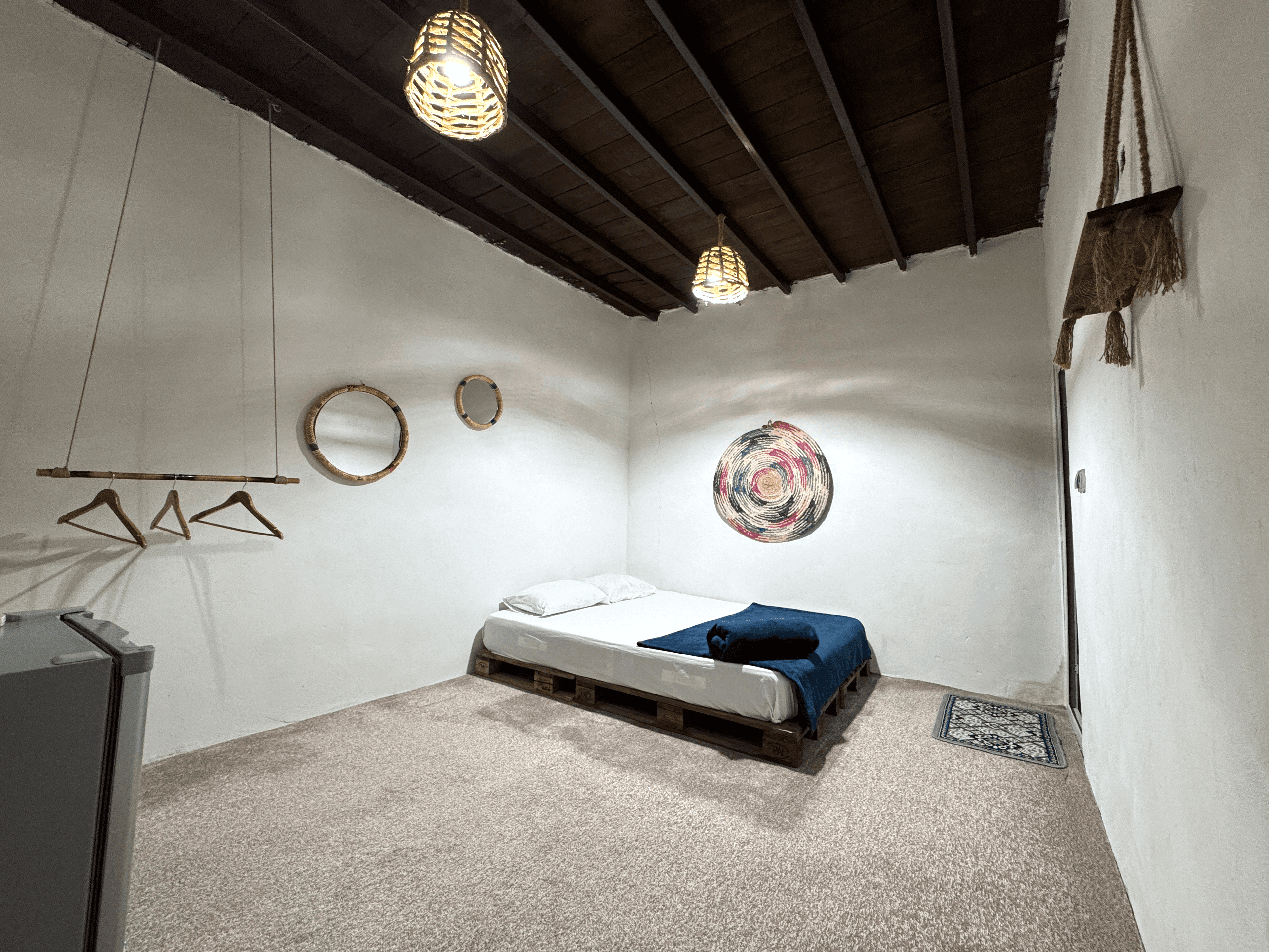 اتاق دو تخته در روستا جیجیان رمکان قشم - گل ابریشم  اتاق گل ابریشم 