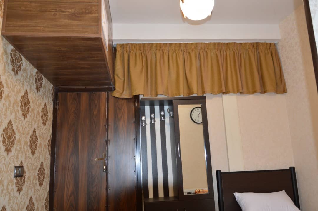 اجاره مهمانسرا در میدان شهدا کرمان  - اتاق 211