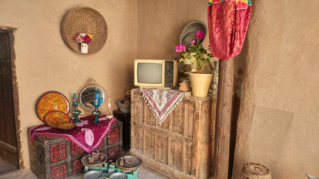 اجاره اتاق سنتی در روستا نقندر طرقبه - اتاق غزل سرا