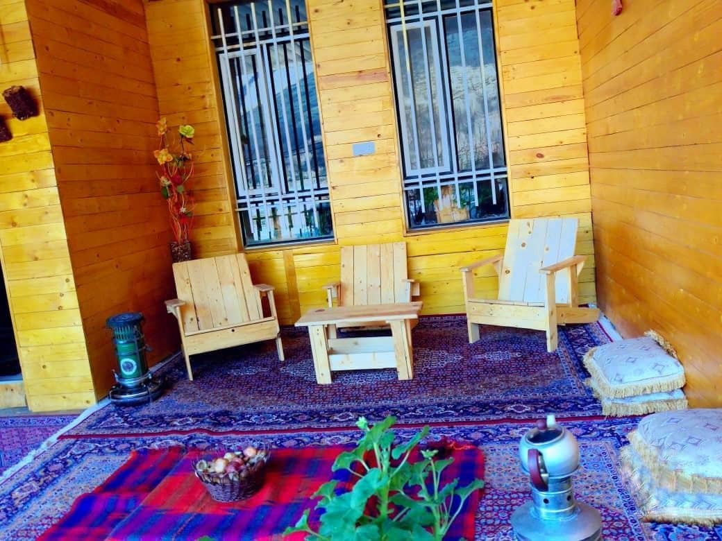 اجاره منزل مبله چوبی در خانقاه پاوه-دوخوابه طبقه اول