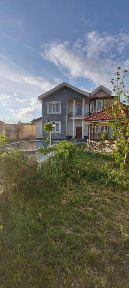 اجاره ویلا با استخر روباز آبگرم طاووسیه کردان