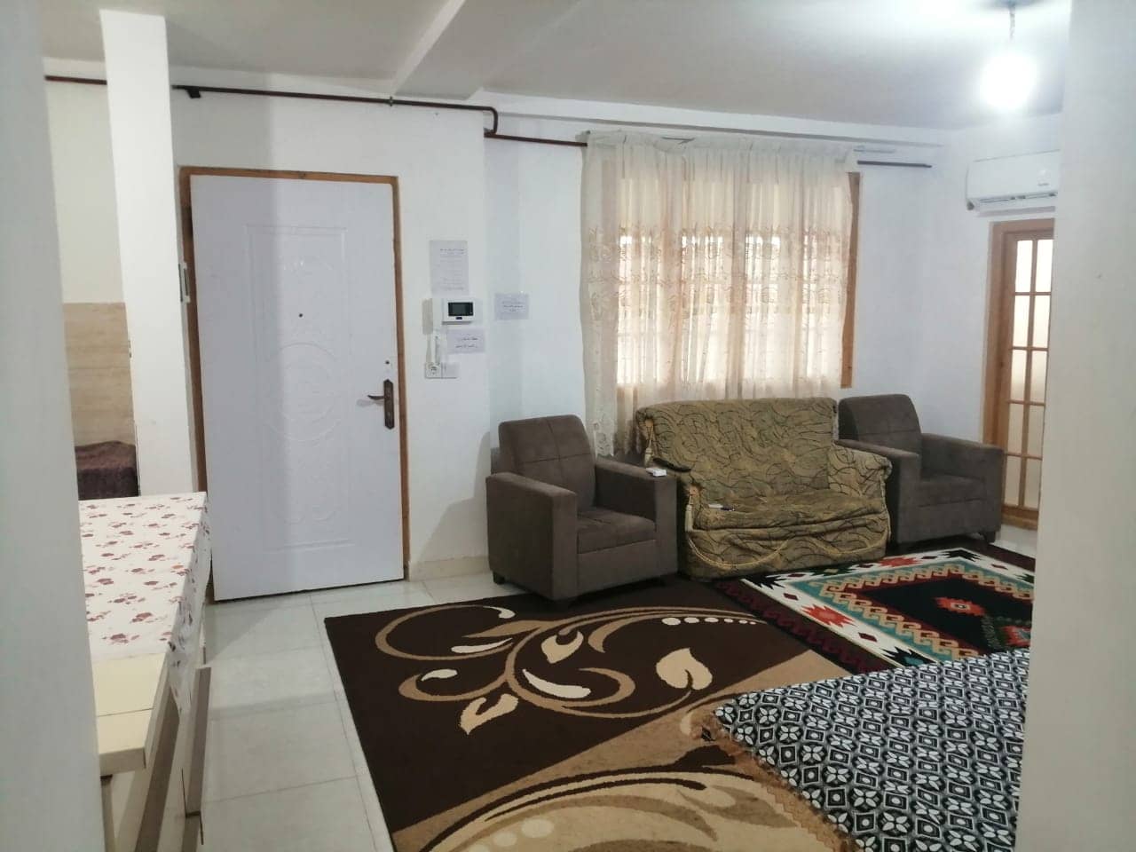 اجاره ویلا با استخر آبگرم روباز فومن - واحد 1