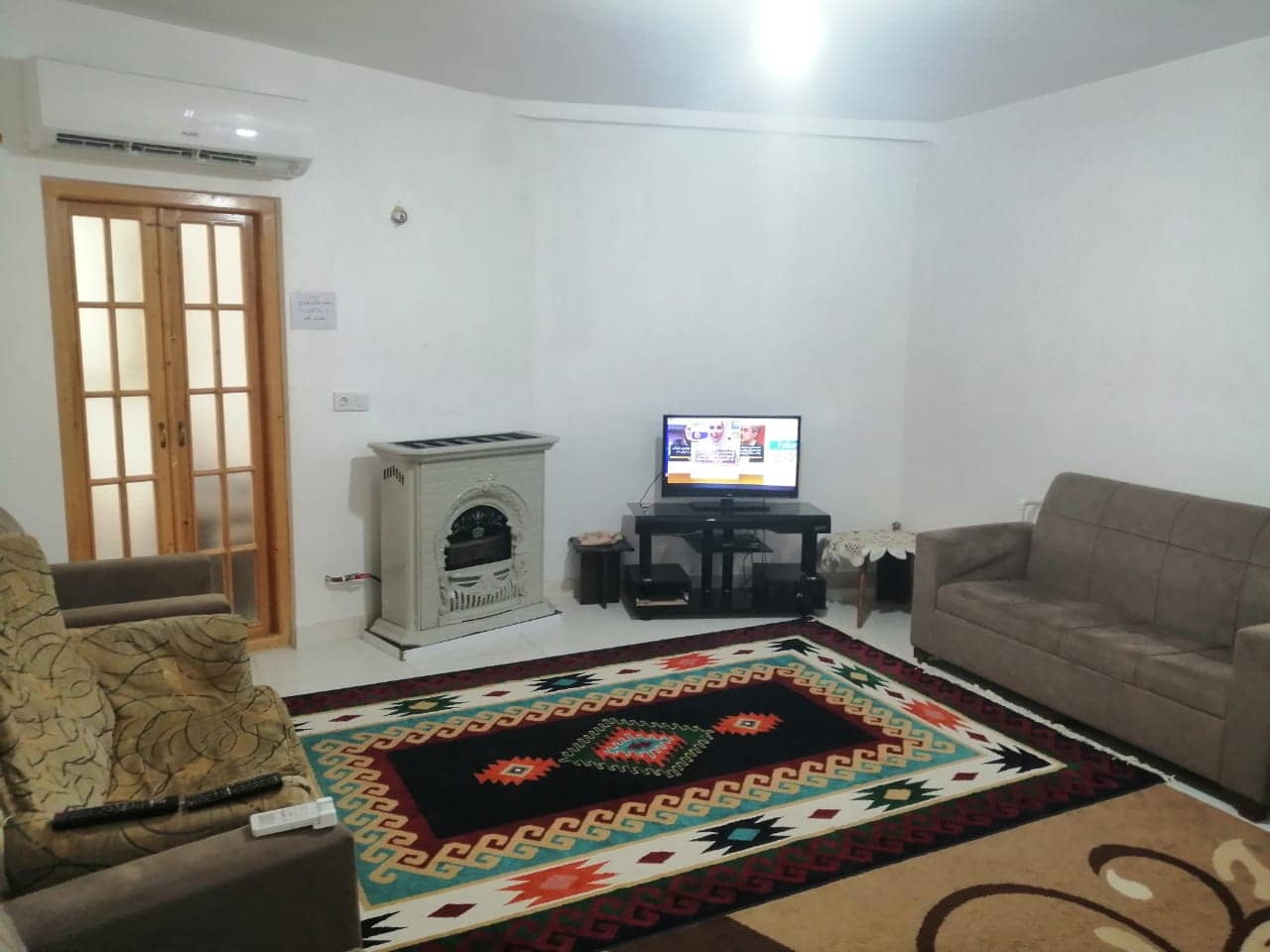 اجاره ویلا با استخر آبگرم روباز فومن - واحد 1