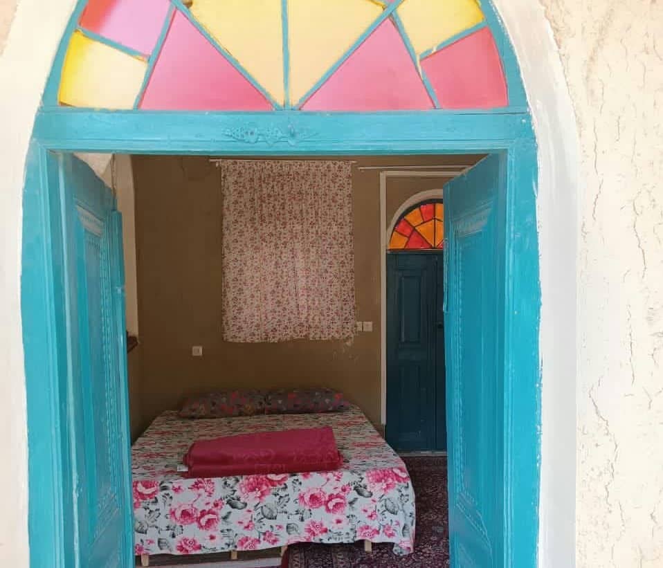 اجاره اتاق سنتی در روستا زرد خشوئیه باغبهادران - اتاق یک