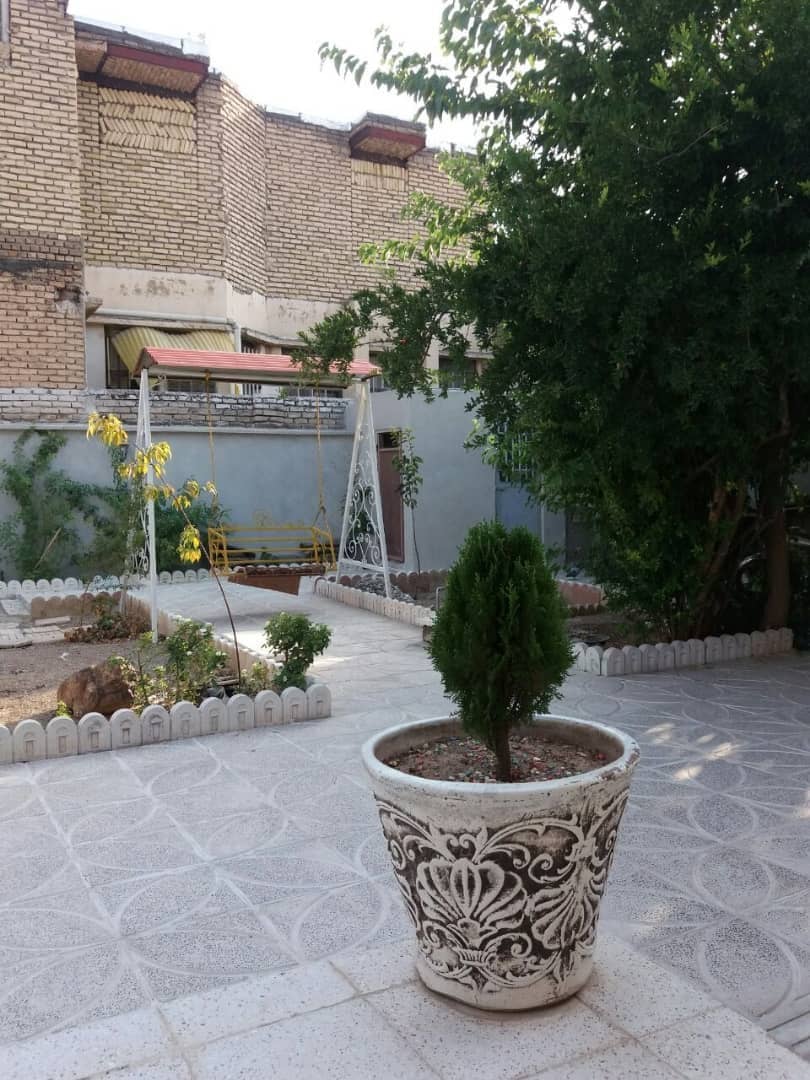 اجاره منزل مبله ویلایی در شهرک مسکن کرمانشاه 