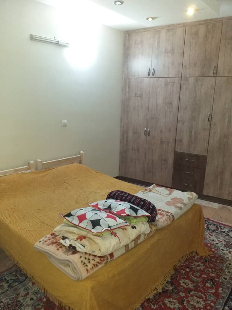اجاره منزل مبله ویلایی دوخوابه در حکیم نظامی اصفهان-طبقه همکف