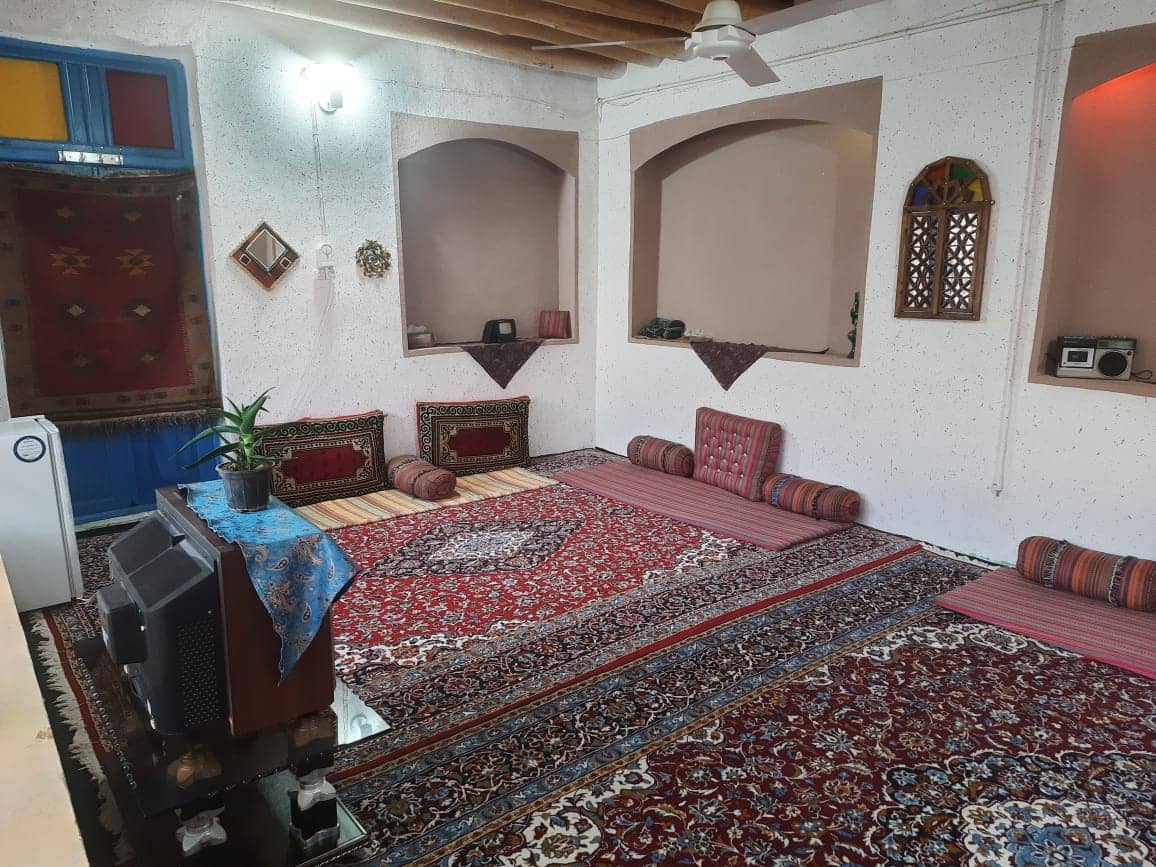 اجاره اقامتگاه بومگردی و سنتی در فارسان 