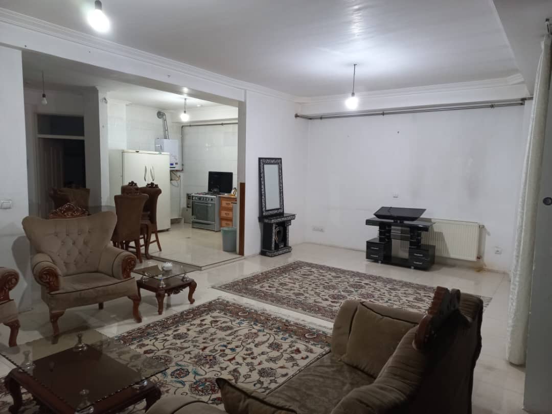 اجاره منزل مبله دوخوابه در خیابان نور تبریز - طبقه اول