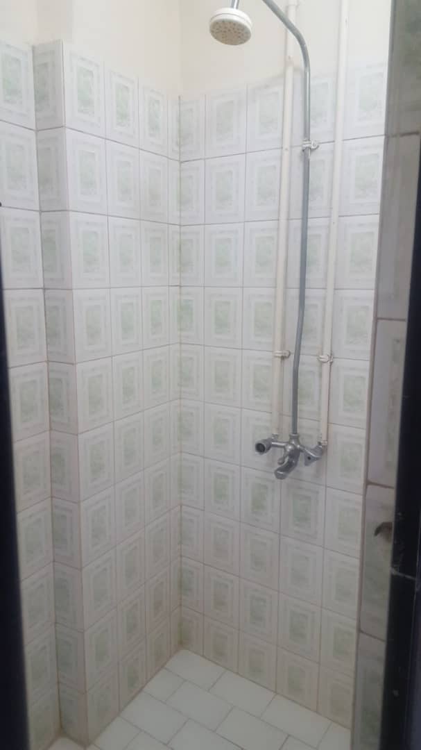 اجاره سوئیت و منزل مبله دربست تمیز در مدرس همدان