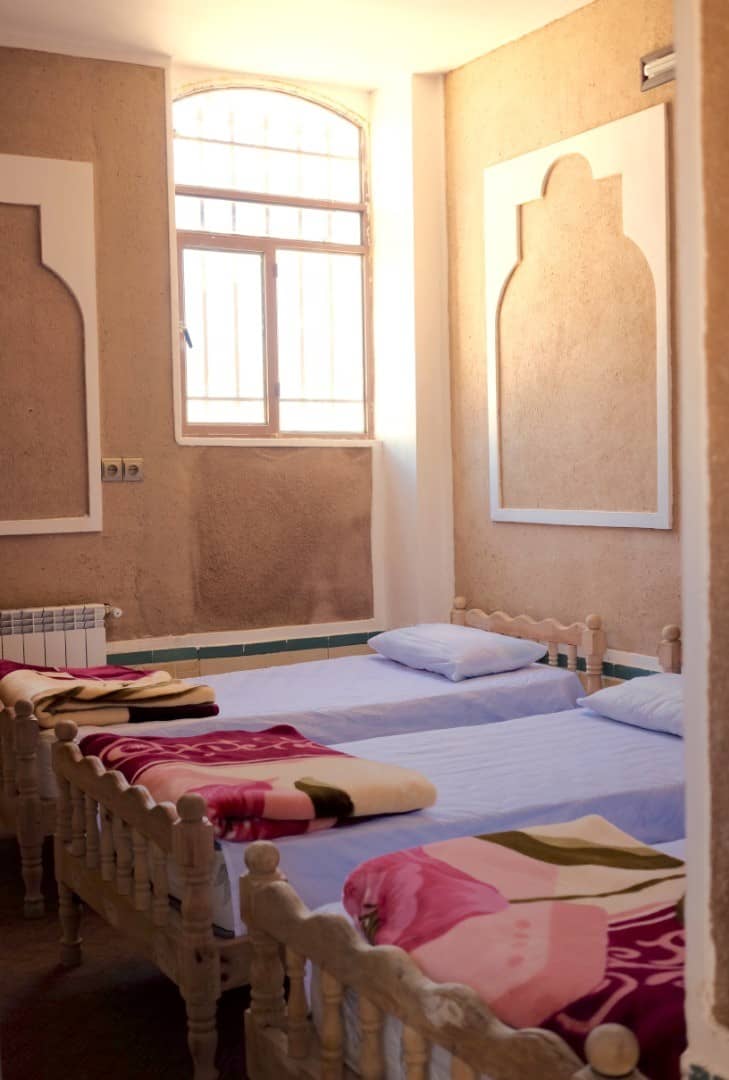 اجاره اتاق سنتی سه تخته ورزنه - اتاق5