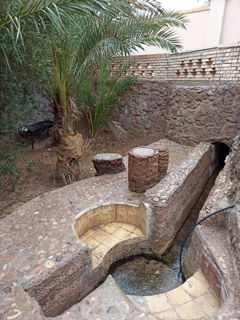 اجاره بومگردی سنتی در روستای عروسان خور- 10 متری-اتاق 2