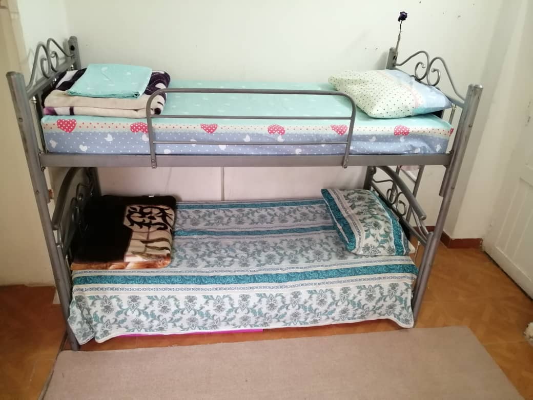 اجاره اتاق دوتخته در فخررازی مرکز تهران - 27 متری طبقه ی اول