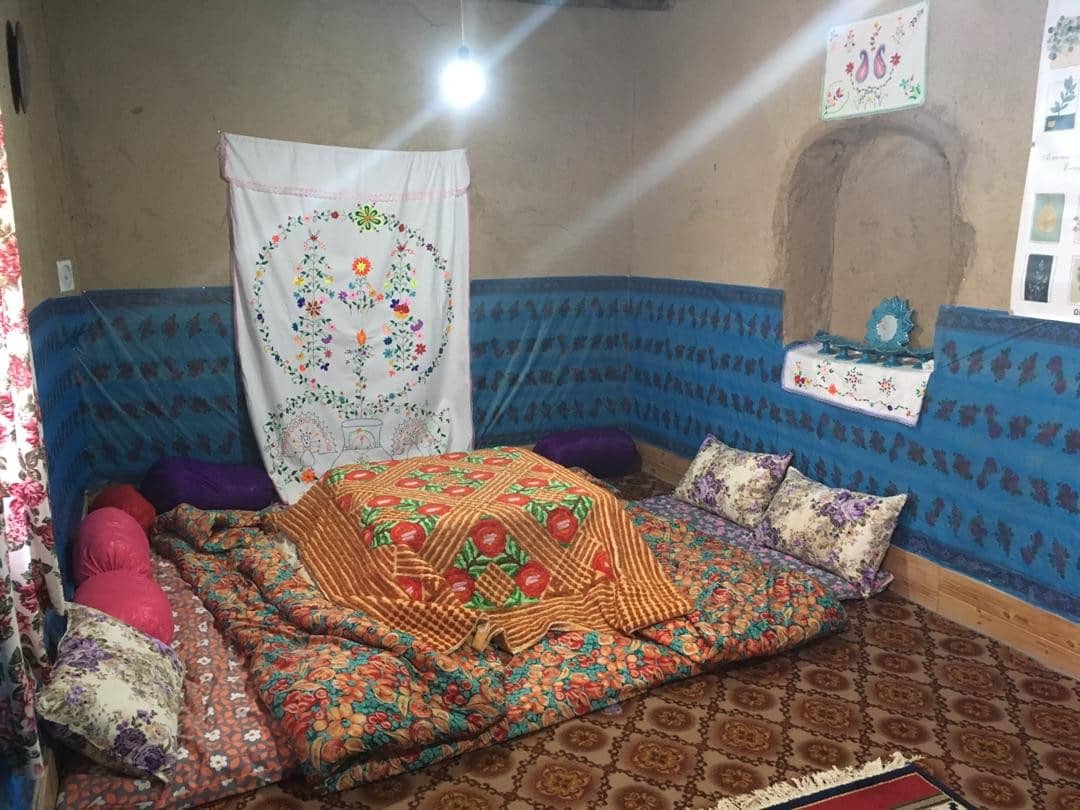 اجاره اتاق سنتی در روستای نامق کاشمر - حاجی بابا