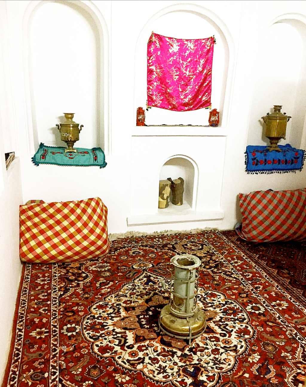 اجاره بومگردی سنتی زند شیراز - گلبهار