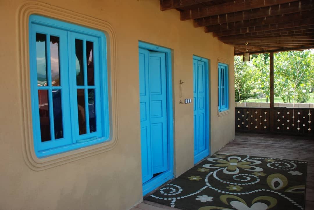 اجاره اقامتگاه بومگردی در خشک نودهان فومن