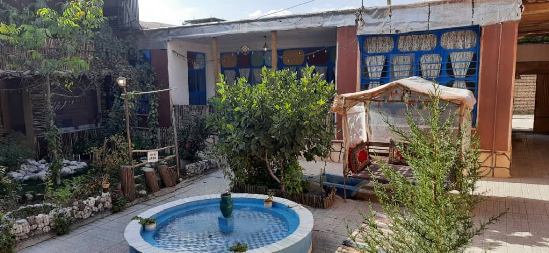 اجاره سوئیت سنتی و بومگردی در فارسان 