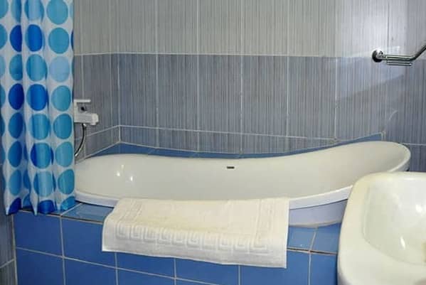 اجاره هتل دو تخته در بروجن