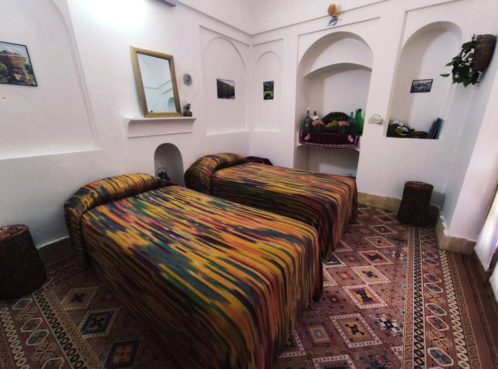 اجاره اتاق سنتی در یزد - اتاق تاک
