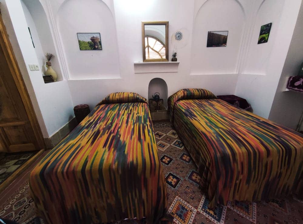 اجاره اتاق سنتی در یزد - اتاق تاک