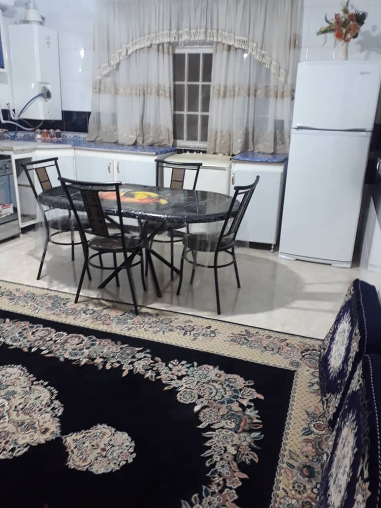 اجاره منزل مبله ویلایی در دنا صدرا -یک خوابه همکف110 متری