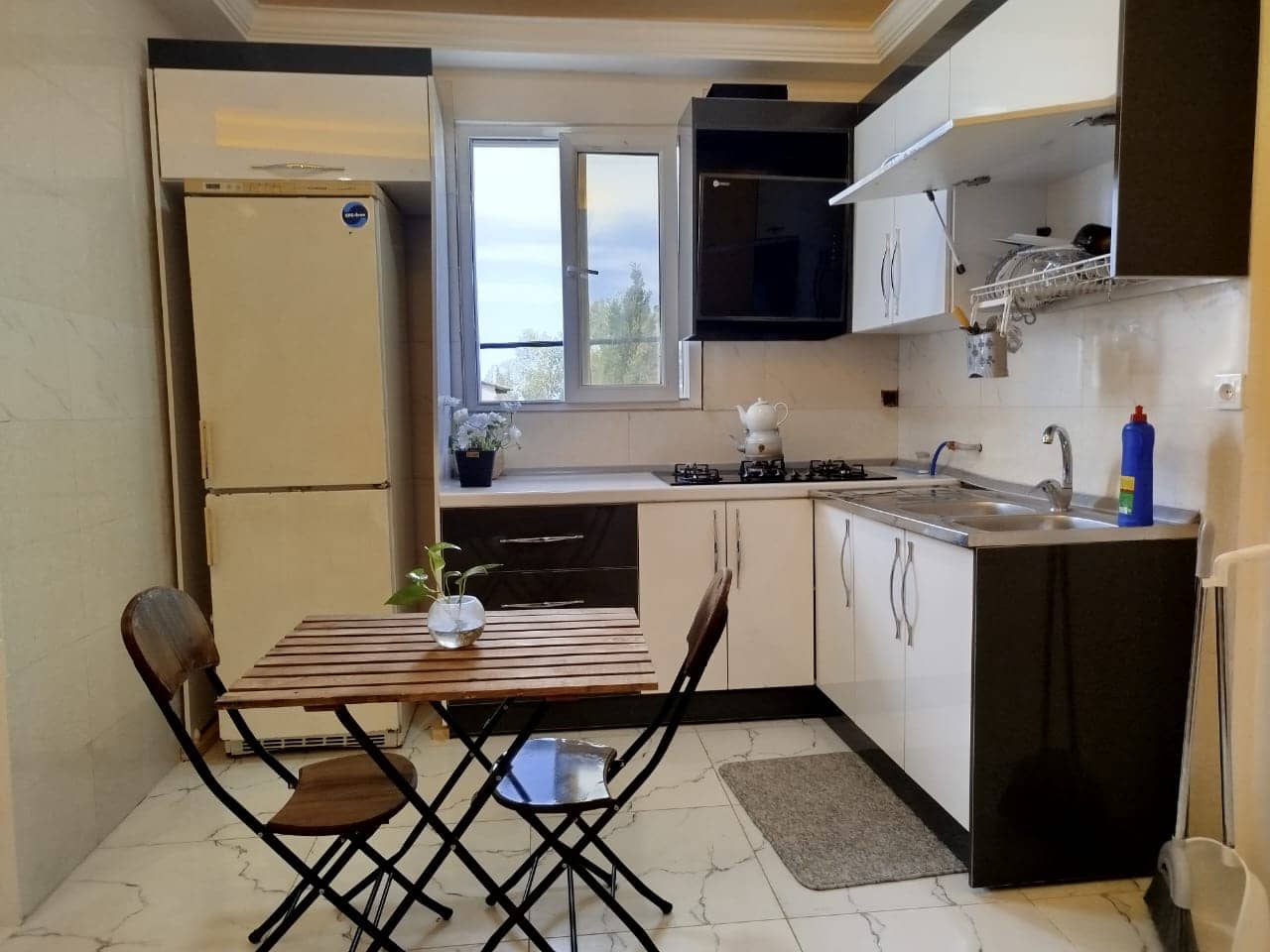 اجاره منزل مبله ساحلی در فرح آباد - تکخوابه