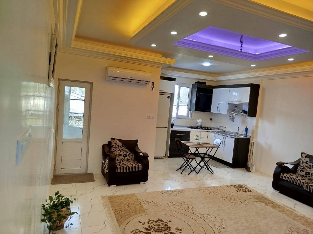 اجاره منزل مبله ساحلی در فرح آباد - تکخوابه