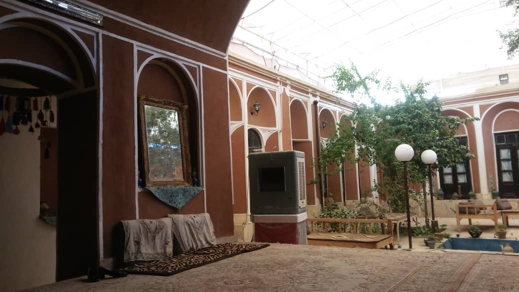 اجاره خانه سنتی در خیابان مهدی یزد - 2تخته