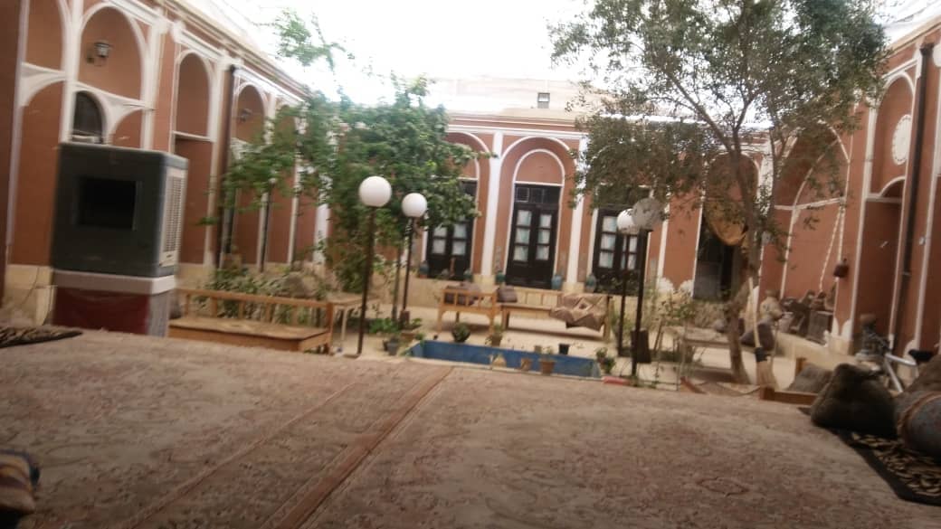 اجاره خانه سنتی در خیابان مهدی یزد - 2تخته